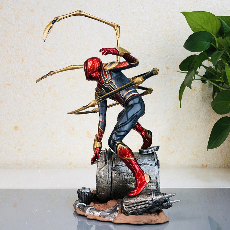 Figura de acción de Spiderman  - Anime Merchandise For Men reseña y precio