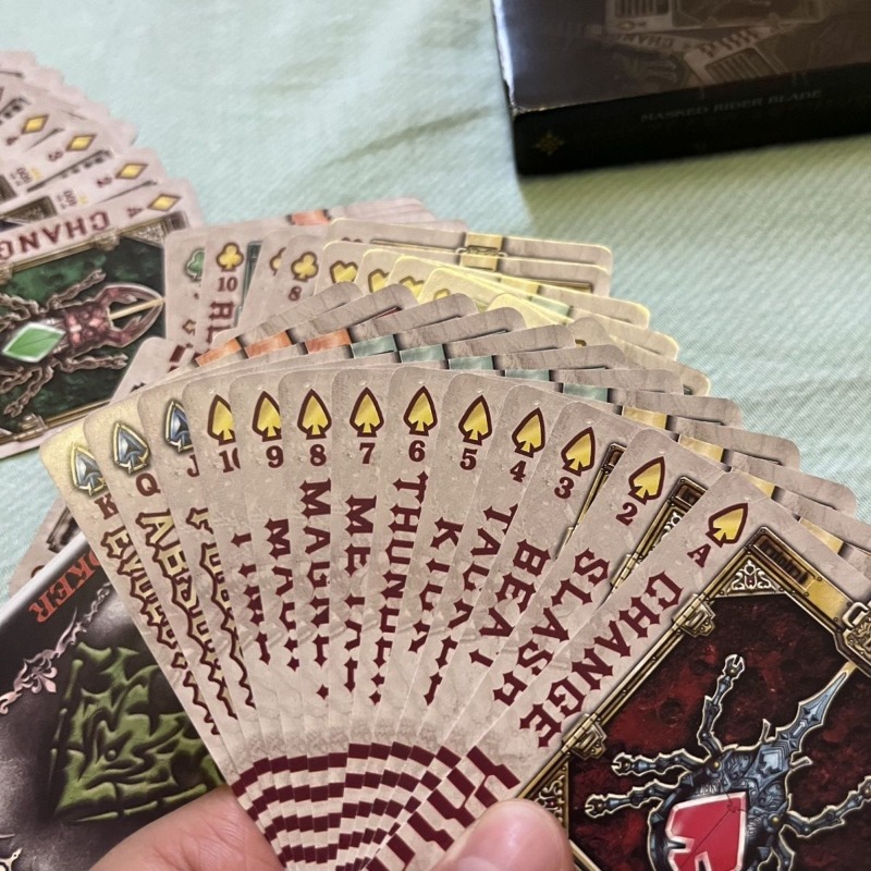 Bandai Kamen Rider personajes  - Themed Playing Card reseña y precio